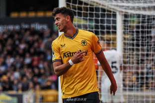 欧文连续突破得分，全队士气高涨