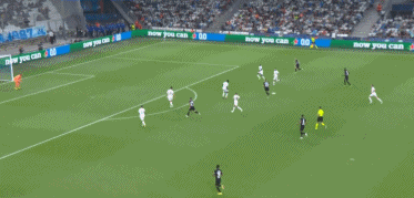 波兰主帅：即使踢得丑陋也要赢球；扎莱夫斯基染黄让我恼火