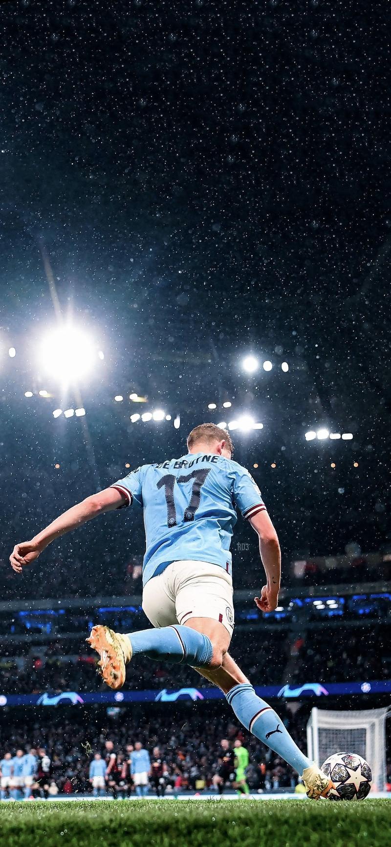 东体：河南球迷反思心态有点飘，俱乐部人士提到“大热必死”